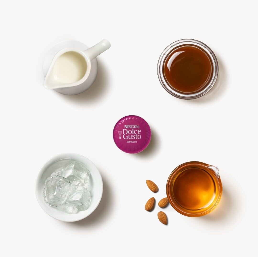 sastojci potrebni za pripremu amareto hladne kafe sa ovsenim napitkom